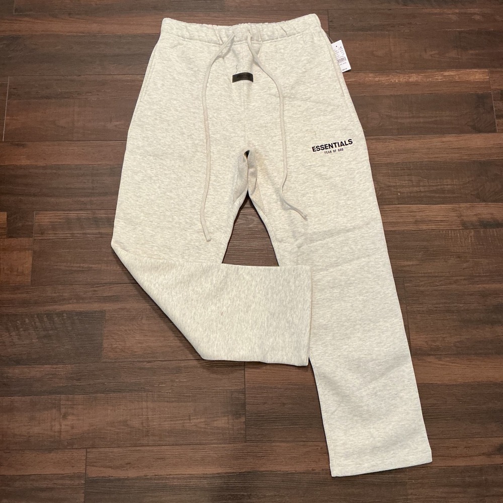 Fear of God Essentials Sweatpants Light Oatmeal Straight Leg Logo Large NWT